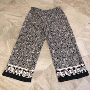 Coldwater Creek Chic Black and White Patterned Crop Pants